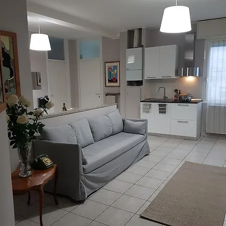 Apartmán Adda Con Posto Auto
