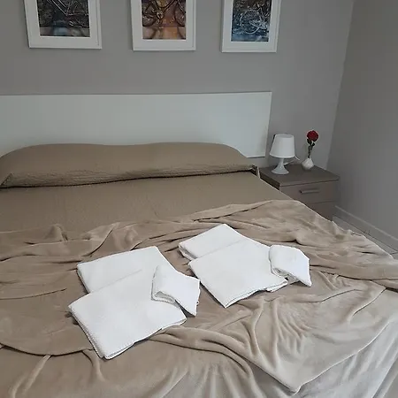 Adda Con Posto Auto Apartmán